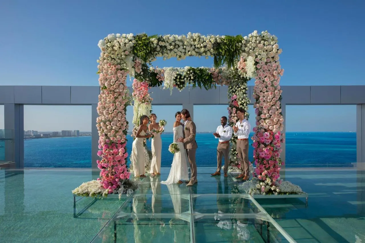 Breathless Cancun Soul Resort & Spa (Adults Only) 5*,
