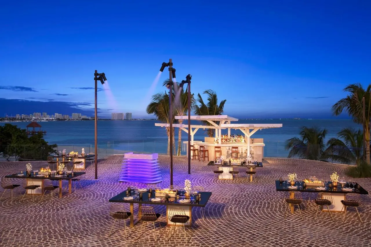 Breathless Cancun Soul Resort & Spa (Adults Only)
